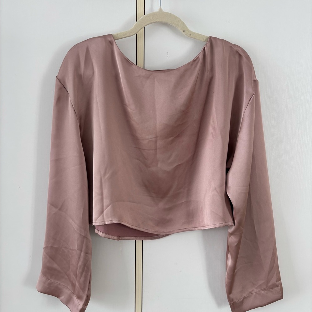 Dynamite Dusty Rose Satin Crop Blouse Coquette Minimalist Large Feminine Soft - Picture 5 of 9